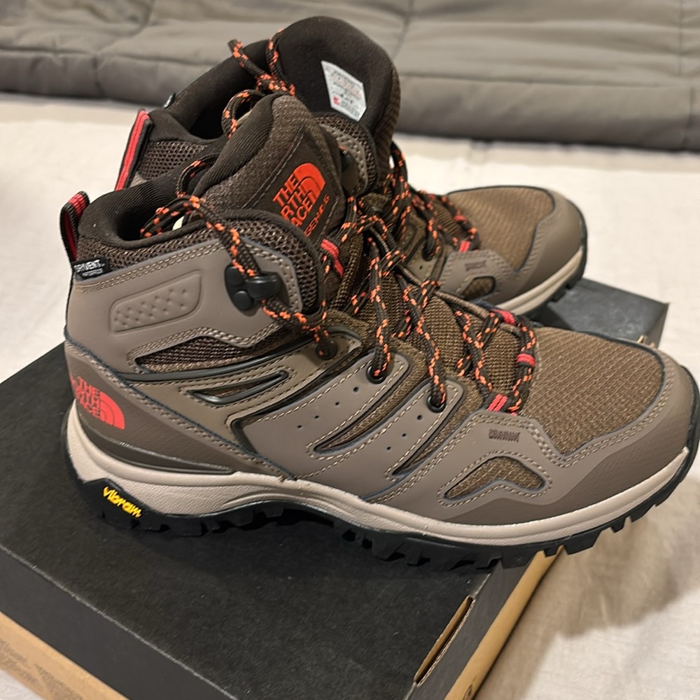 The North Face Hedgehog Hiking sneakers - Picture 4 of 7